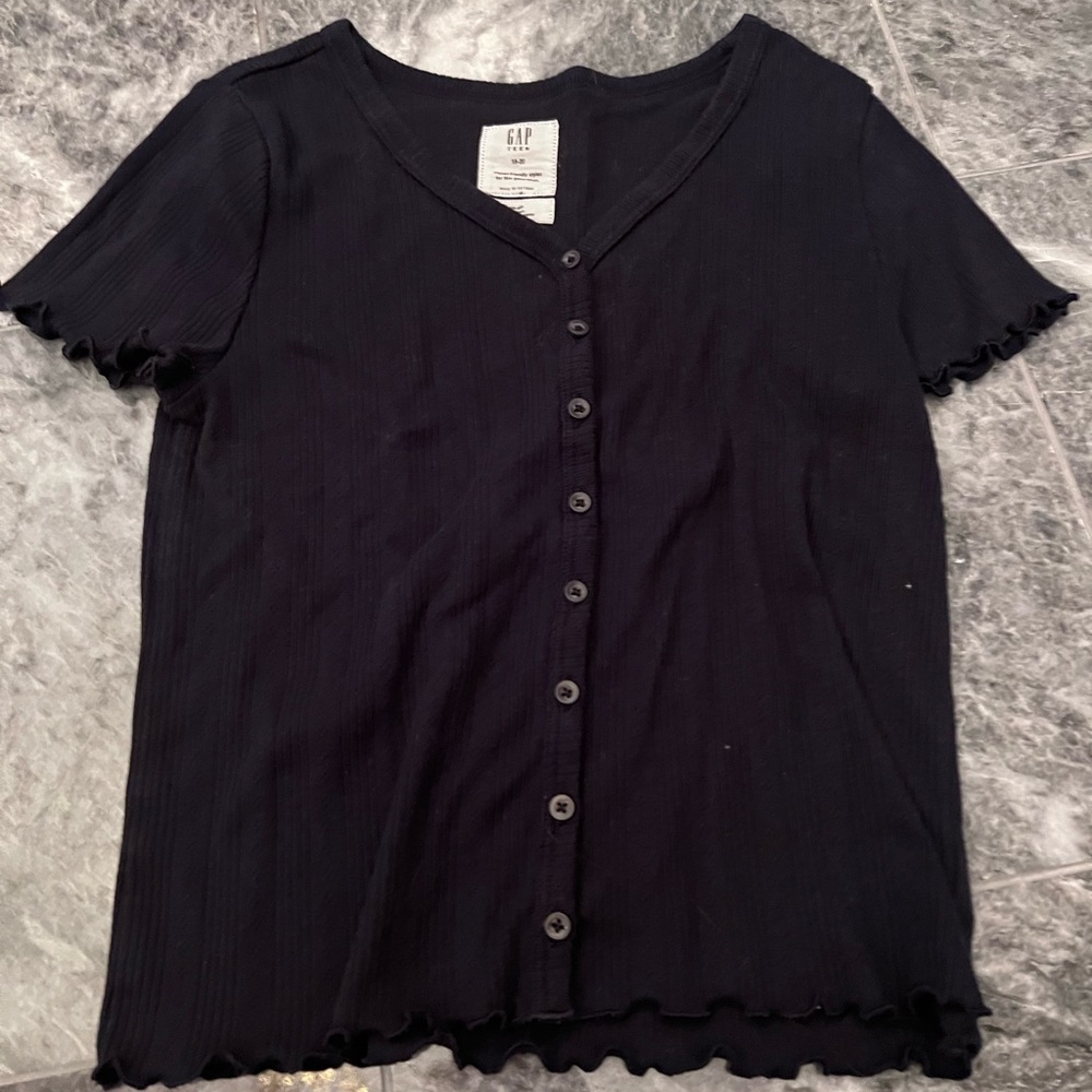 Gap - navy henley tee - w/ buttons